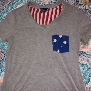 Rue 21 American flag short sleeve shirt size xs!!